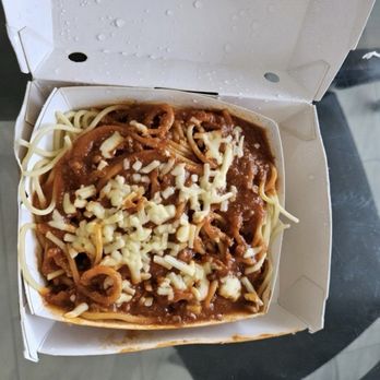 Jollibee - Single spaghetti should NOT be in a small box placed into it's REAL box. Use this only if there's chicken order together. Shrinkflation? - Fast Food Near Me - Fairfield, California Jollibee - Single spaghetti should NOT be in a small box placed into it's REAL box. Use this only if there's chicken order together. Shrinkflation? - Fast Food Near Me - Fairfield, California
