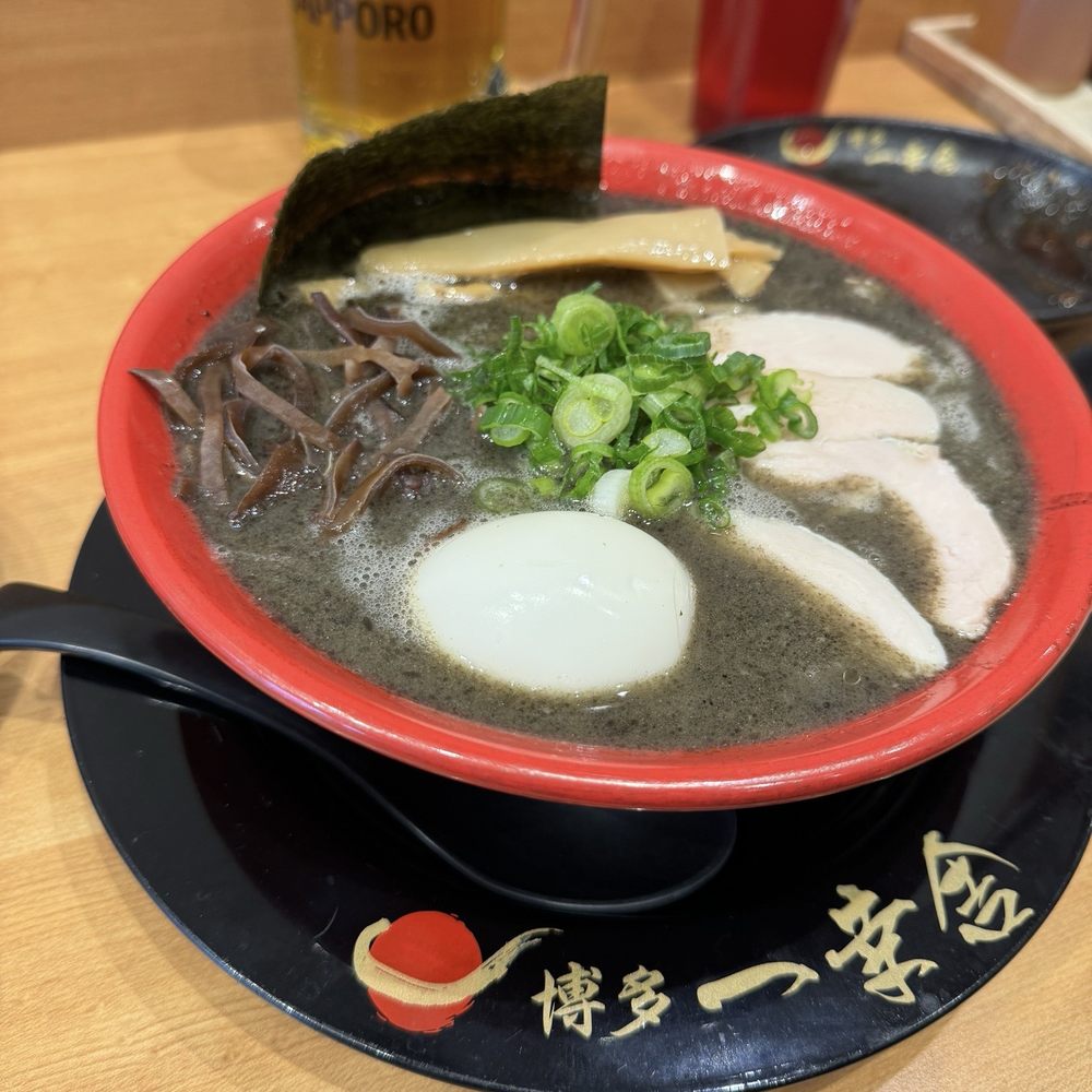 Ikkousha - Toronto - Black Garlic Chicken Ramen - Ramen Near Me - Toronto, Ontario Ikkousha - Toronto - Black Garlic Chicken Ramen - Ramen Near Me - Toronto, Ontario