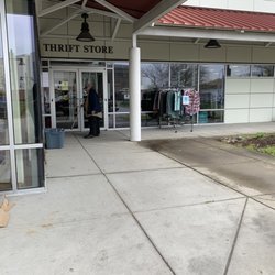Union Mission Ministries Thrift Store - Entrance