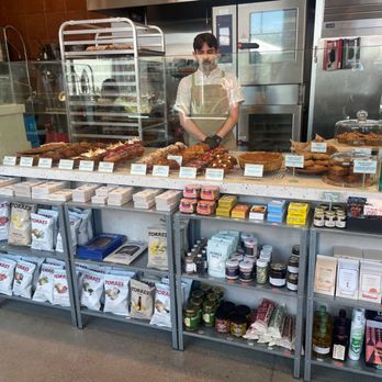 Fondry - The staff are are very friendly. - Cafes Near Me - Los Angeles, California