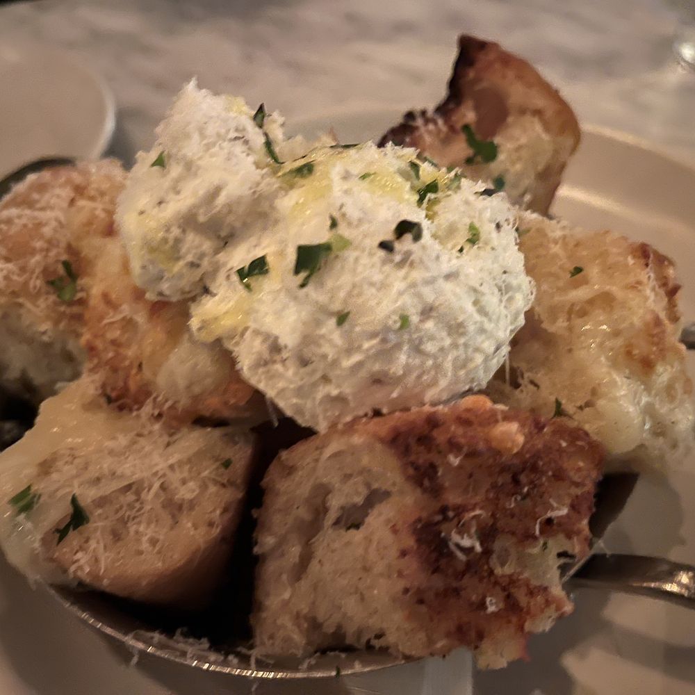 North Italia - White Truffle Garlic Bread - Italian Near Me - Gilbert, Arizona North Italia - White Truffle Garlic Bread - Italian Near Me - Gilbert, Arizona