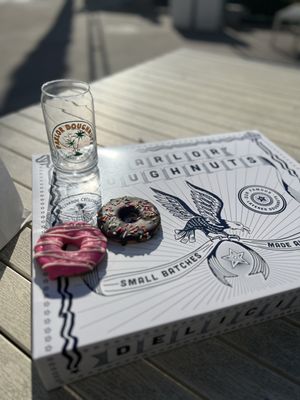 Parlor Doughnuts by null