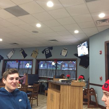 Siena at Norwin - Dining area - Chicken Wings Near Me - Westmoreland County, Pennsylvania Siena at Norwin - Dining area - Chicken Wings Near Me - Westmoreland County, Pennsylvania