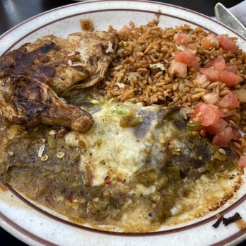 The Shed - Grilled chicken with blue corn cheese enchilada with green chili - New Mexican Cuisine Near Me - Santa Fe, New Mexico The Shed - Grilled chicken with blue corn cheese enchilada with green chili - New Mexican Cuisine Near Me - Santa Fe, New Mexico