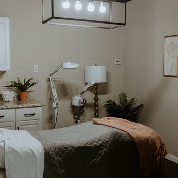 Tousled & Tamed - We have an amazing spa room for facials, eye lash extensions and MORE! - Hair Stylists Near Me - Alpha, New Jersey Tousled & Tamed - We have an amazing spa room for facials, eye lash extensions and MORE! - Hair Stylists Near Me - Alpha, New Jersey
