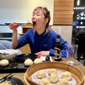 Dough Zone Dumpling House - Kirkland - Eating my fav Bao - Shanghainese Near Me - Kirkland, Washington