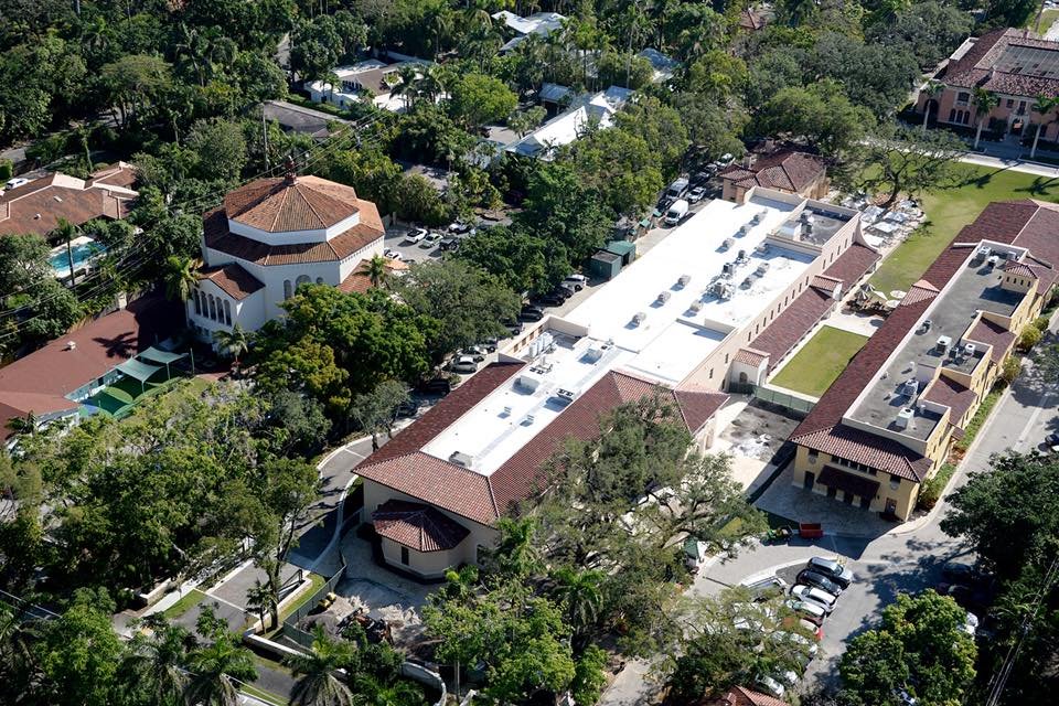 Slide of Bob Hilson & Company