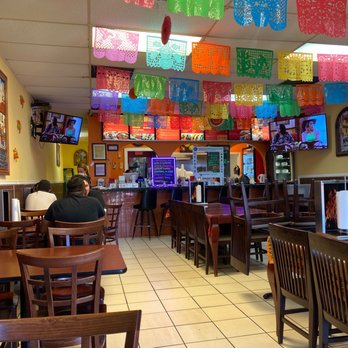 El Chepo Taqueria - Dining area. - Mexican Near Me - Myrtle Beach, South Carolina