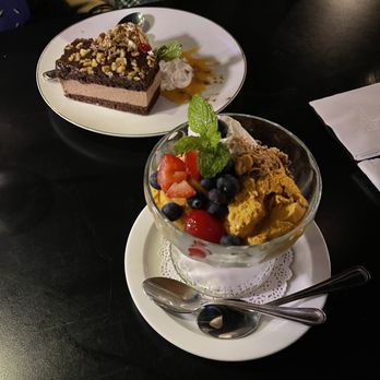 Paititi Peruvian Bistro - Lucuma ice cream and chocolate cake - Peruvian Near Me - Sacramento, California