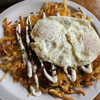 Flattop & Salamander - Loaded hashbrowns - Breakfast & Brunch Near Me - Portland, Oregon