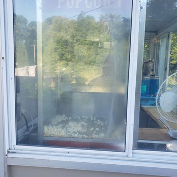New York City North / Newburgh KOA - Poolside dirty popcorn machine left for roaches and bugs to enjoy after pool is closed (early). - Campgrounds Near Me - Plattekill, New York