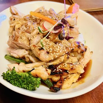 Tona - Chicken Teriyaki - Sushi Bars Near Me - Ogden, Utah