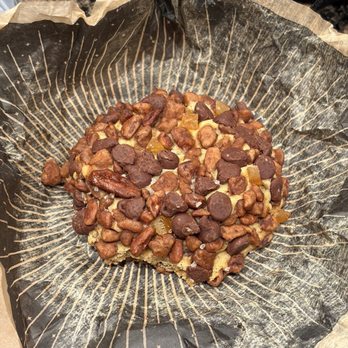 Gideon's Bakehouse - Limited edition: Orange chocolate cookie - Bakeries Near Me - Orlando, Florida Gideon's Bakehouse - Limited edition: Orange chocolate cookie - Bakeries Near Me - Orlando, Florida