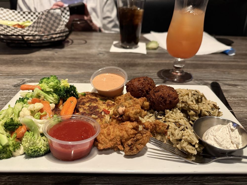 Food from Awful Arthur's Seafood Company