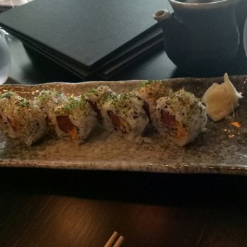 Sokyo - Spicy tuna roll - Sushi Bars Near Me - Pyrmont, NSW
