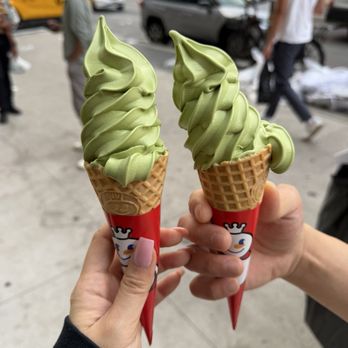 Mixue - Matcha Ice Cream - Ice Cream & Frozen Yogurt Near Me - New York, New York