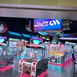 Claw World