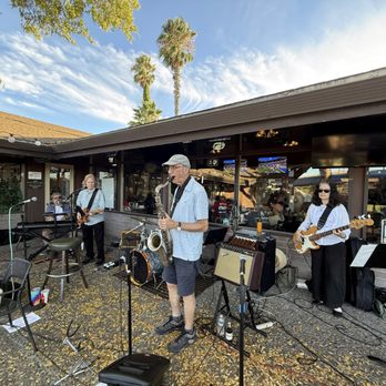 Legends - Thursday evening band playing - Sports Bars Near Me - Concord, California Legends - Thursday evening band playing - Sports Bars Near Me - Concord, California