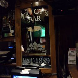 Tracys Bar