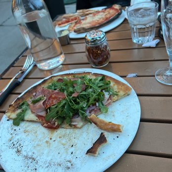 La Pizzeria - Yummm - Pizza Near Me - Campbell, California