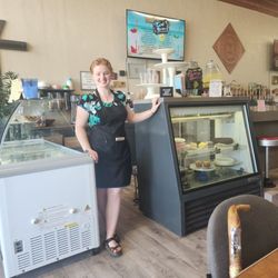 scoops corner cafe