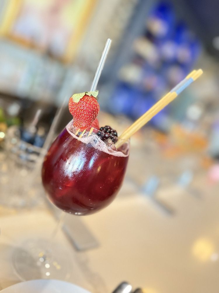 Social spots from The Wine Library