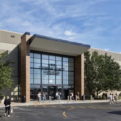 Towne East Square