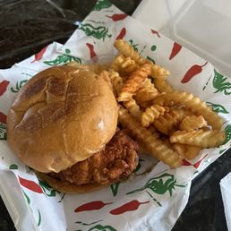 Fiery Nashville Sandwich w/Fries
