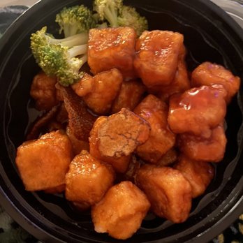 Mad Noodles - Orange Entree tofu - Bubble Tea Near Me - Pittsburgh, Pennsylvania
