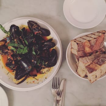 Neptune Oyster - Mussels - Seafood Near Me - Boston, Massachusetts Neptune Oyster - Mussels - Seafood Near Me - Boston, Massachusetts