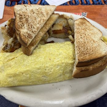 Chuck Wagon Restaurant - Rueben omelette - Diners Near Me - Ellington, Connecticut