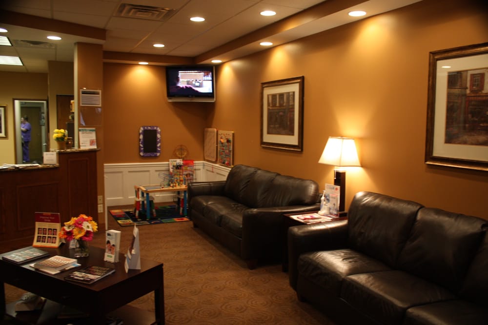 RONALD T METELKA, DDS, MS 16 Photos 9350 Waukegan Rd, Morton Grove