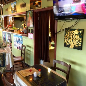Phonthip Style Thai Restaurant - Inside - Thai Near Me - Spokane, Washington Phonthip Style Thai Restaurant - Inside - Thai Near Me - Spokane, Washington