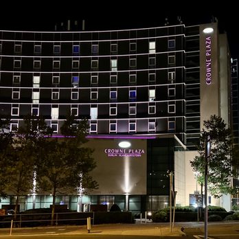 Crowne Plaza Blanchardstown - Entrance - Hotels Near Me - Blanchardstown, D Crowne Plaza Blanchardstown - Entrance - Hotels Near Me - Blanchardstown, D