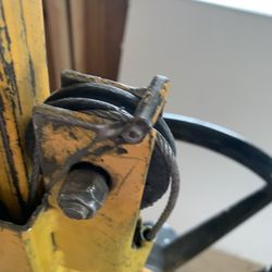 Louie's ACE Home Center - The cable won't stay in the wheel.