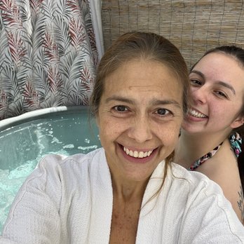 La Dolce Vita Spa - Mommy and daughter spa day - Massage Near Me - Long Beach, California La Dolce Vita Spa - Mommy and daughter spa day - Massage Near Me - Long Beach, California
