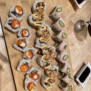 O-Ku - Spicy Tuna (M) California style (L) - Sushi Bars Near Me - Washington, DC, District of Columbia