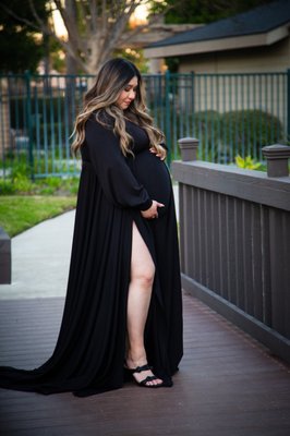Couples maternity photoshoot - This couple wanted to capture this stage of their relationship, the excitement of the new baby and their last moments before becoming a family of 3.