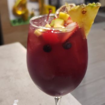 El Cilantrillo Restaurant - Semoran - Red house sangria - Puerto Rican Near Me - Orlando, Florida El Cilantrillo Restaurant - Semoran - Red house sangria - Puerto Rican Near Me - Orlando, Florida