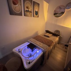 Lotus Nails & Spa - Spa