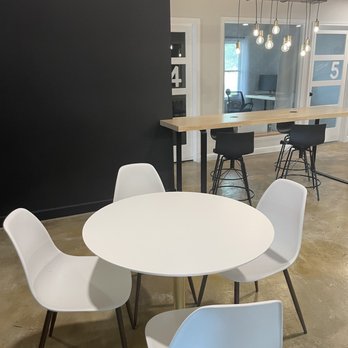 The Office Tulsa - Love all the sitting options - Shared Office Spaces Near Me - Tulsa, Oklahoma The Office Tulsa - Love all the sitting options - Shared Office Spaces Near Me - Tulsa, Oklahoma