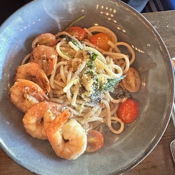 Vicino - Shrimp pasta - Italian Near Me - Indianapolis, Indiana Vicino - Shrimp pasta - Italian Near Me - Indianapolis, Indiana