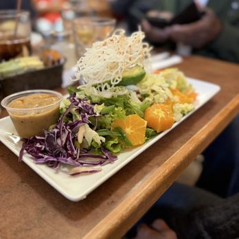 Linn's Restaurant - Vegan Asian Salad - American Near Me - Cambria, California