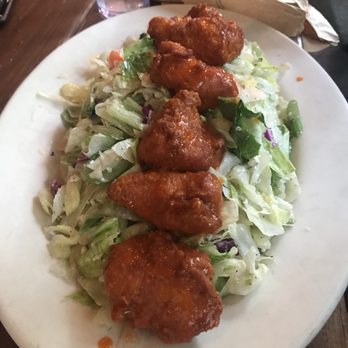 Jake Melnick's Corner Tap - Good wings - Sports Bars Near Me - Chicago, Illinois