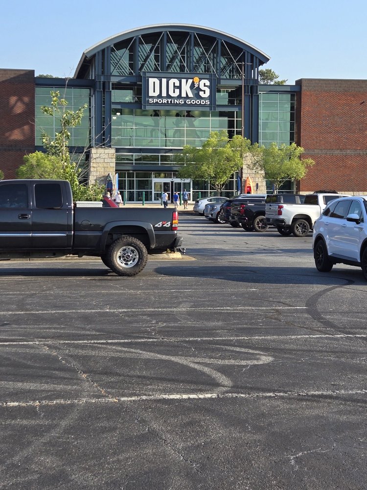 DICK’S SPORTING GOODS Updated September 2024 36 Photos & 39 Reviews