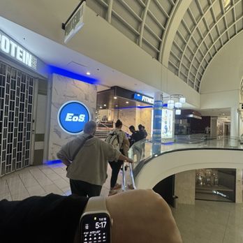 EōS Fitness - Gyms Near Me - Glendale, California