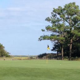 What a view! 40 beans after 3:00pm. When out as single by 3:50 done by 7:00 got all 18 in (even played 2 balls at each hole).
