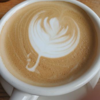 B18 Coffee Kitchen - Latte - Coffee & Tea Near Me - Jersey City, New Jersey