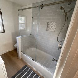 Sliding tub enclosure with low iron glass installed in Concord, CA