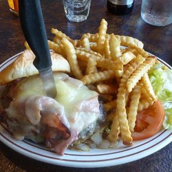 Xanny's Western Bar & Grill - Cougar Burger (Cougar Gold cheese?)...